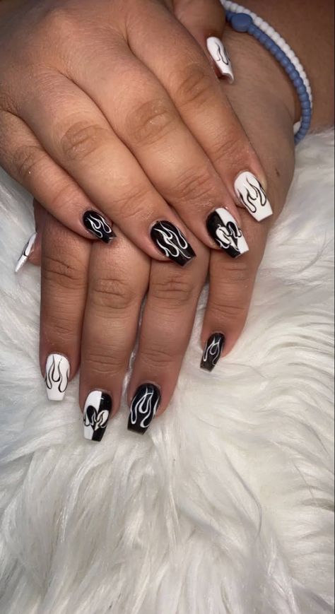 Short coffin acrylic set with hand painted flame designs & heart design. Bike Nails Design, White And Black Flame Nails, Black And White Flame Nails, Flame Nails Short, Short Flame Nails, Fire Nails Designs, Black Flame Nails, Black Nails Design Ideas, Black Nails Short