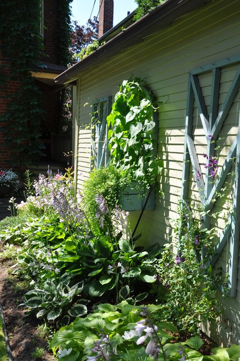 10  Ways to Dress up the Side of a Garage (or Wall) Along Garage Landscaping, Landscaping Garage Side, Landscaping Along Side Of Garage, Street Side Landscaping, Garden Next To Garage, Garden Along Garage Wall, Backyard Garage Landscaping, Shade Side Of House Landscaping, Garage Wall Garden Ideas