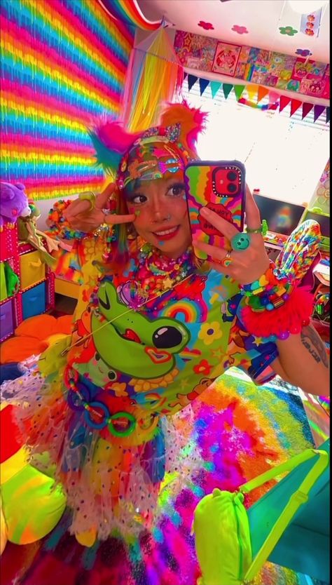 Kidcore Decora Outfit, Rainbow Core Aesthetic Outfit, Neo Decora Style, Decora Fashion Outfits Rainbow, Decora Japanese Fashion, Hyperpop Aesthetic Outfit, Hyperpop Clothes, Tweencore Aesthetic, Decora Aesthetic Outfits