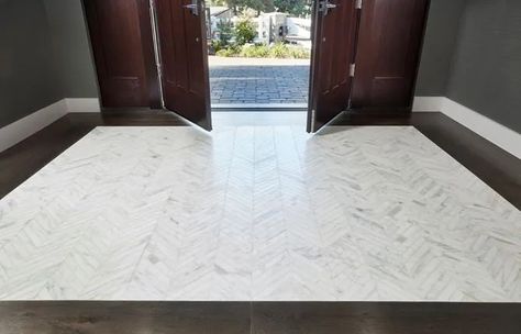 Modern Entryway Flooring Ideas to Try - Arizona Tile Foyer Tile Ideas, Entryway Tile Floor, Limestone Floor Tiles, Entryway Tile, Entry Tile, Foyer Flooring, Entryway Flooring, Gold Tile, Limestone Flooring