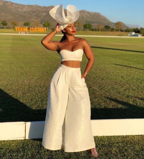 Best Dressed Of The Week Week Of March 3: Who Killed It In The Style Stakes? Polo Event Outfit, Polo Classic Outfit Womens Fashion, Polo Event Outfits For Women, Derby Outfits For Women Dresses, Polo Outfits For Women, Polo Outfits, Derby Outfits, Polo Classic, Bootcut Pants