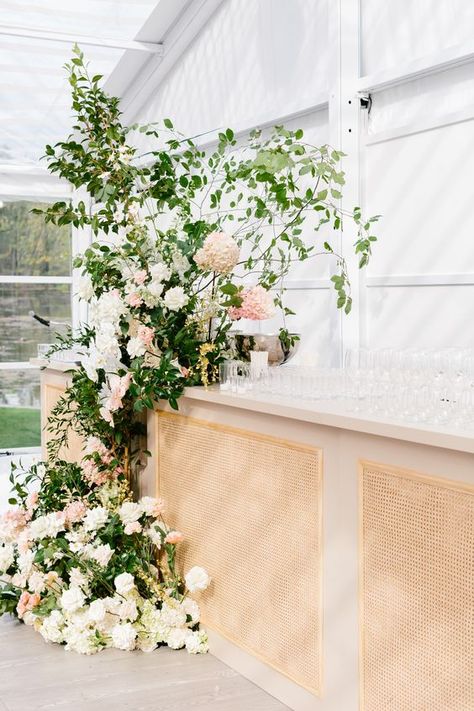 13 Creative Ways To Elevate Your Wedding Bar | by Bride & Blossom, NYC's Only Luxury Wedding Florist -- Wedding Ideas, Tips and Trends for the Modern, Sophisticated Bride Bar Installation Wedding, Bar Florals Wedding, Bar Flowers Wedding, Wedding Bar Flowers, Bar Florals, Bar Flowers, Wedding Tiktok, Wedding Bar Decor, Bar Installation