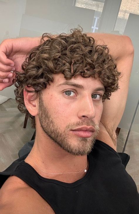 Hair Curly Style, Short Blonde Curly Hair, Eyal Booker, Guy Haircuts, Hair Styles Curly, Brown Curly Hair, Blonde Curly Hair, Short Blonde, Curly Hair Men