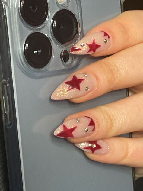 Kutek Disney, Wine Nails, Star Nail Art, Nagel Tips, Edgy Nails, Grunge Nails, Casual Nails, Nail Art Designs Diy, Burgundy Nails