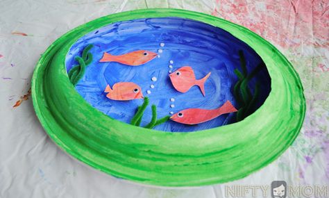 3D Fish Tank Craft using Paper Plates saved for F week F is for fish Fish Tank Craft, F Is For Fish, Fish Crafts Preschool, Tank Craft, Pond Crafts, Paper Plate Art, 3d Fish, Paper Plate Crafts For Kids, Preschool Projects