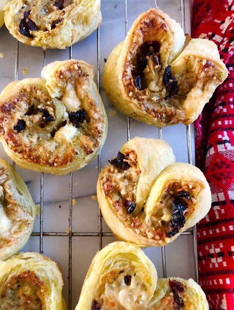 Tomato Puff Pastry, Pesto Pinwheels, Pesto Appetizers, Salt And Stone, Tomato And Pesto, Warm Appetizers, Pesto Dip, Pinwheel Appetizers, Toast In The Oven