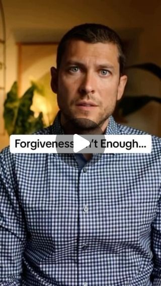 Lewis Huckstep on Instagram: "Don’t forget this 🤯  You will hurt your partner from time to time. Whether it’s intentional or not. We’re all human.  Learning how to both heal from your already existing traumas & from the hurt your partner will give you is crucial.  There’s not a single relationship where there is no hurt.   So learn how to forgive. Learn how to apologise. Learn how to heal. Learn how to navigate your wounds together.  Drop a ❤️ below & share this if you resonate xx  Video: @jimmy_on_relationships" How To Forgive Someone Who Hurt You, Single Relationship, Save Relationship, How To Forgive, Healthy Communication, The Ugly Truth, To Forgive, Relationship Help, How To Apologize