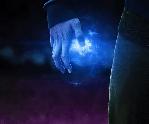 Wanda Maximoff Blue Powers Gif, Blue Magic Gif, Light Blue Powers, Blue Magic Powers, Sapphire Witch, Blue Powers, Epic Gif, Aura Azul, Witch Powers