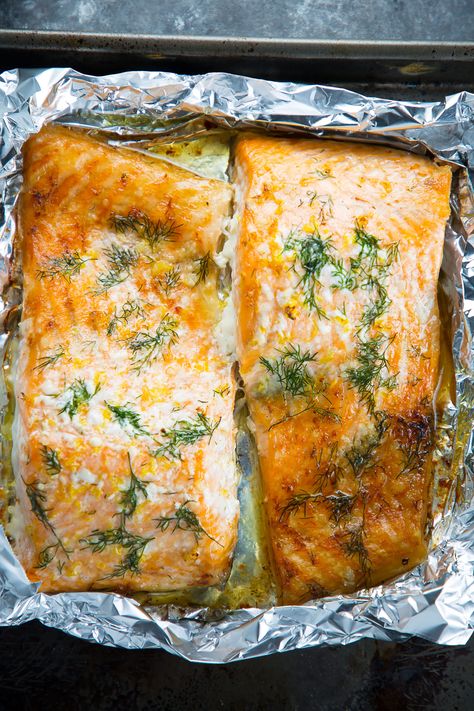 baked alaska king salmon fillets Baked King Salmon, King Salmon Recipe Baked, White King Salmon Recipe, Salmon With Lemon And Dill, Baked Salmon With Lemon, Dill Rice, Baked Salmon Lemon, Bariatric Meals, Rice Bowl Recipe