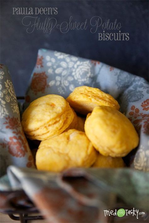 Paula Deen's Fluffy Sweet Potato Biscuits // TriedandTasty Thanksgiving Staples, Virginia Ham, Potato Biscuits, Sweet Potato Biscuits, Paula Deen Recipes, I Knew It, Paula Deen, Sweet Potato Recipes, Biscuit Recipe