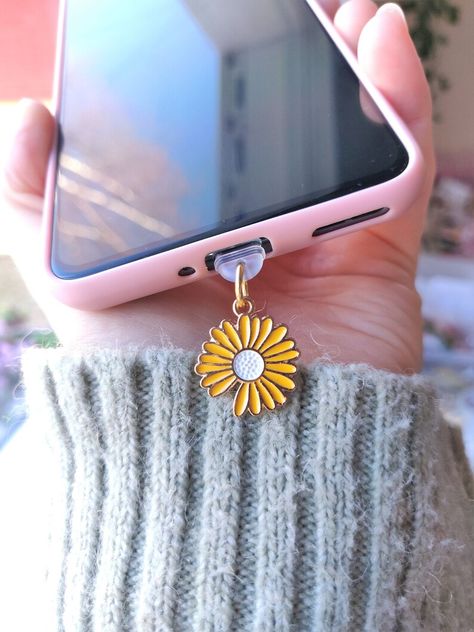 Phone Dust Plug Charm, Charm Phone, Kawaii Phone, Phone Plug, Phone Charms, Dust Plug, Phone Stuff, Cute Flower, Heads Up