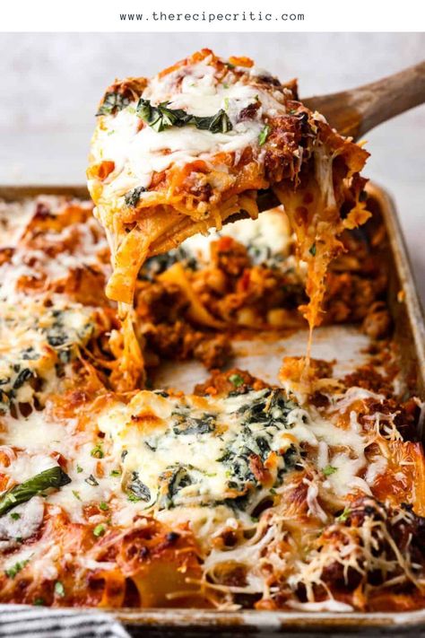 Sheet pan lasagna is one of the best concepts when it comes to making a delicious, meaty, cheesy lasagna recipe with no need to waste time layering ingredients in neat rows. No Cook Noodle Lasagna, Spinach Ricotta Lasagna, Sheet Pan Lasagna, Cheesy Lasagna Recipe, Ground Beef And Italian Sausage, Spinach And Ricotta Lasagna, Ricotta Lasagna, Pan Lasagna, Cheesy Lasagna