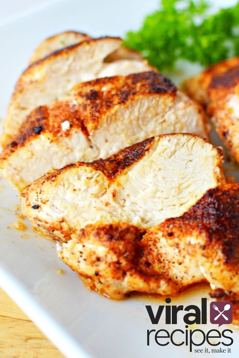 Juicy Chicken 101, Juiciest Chicken Breast, Juicy Chicken Breast Recipes, Chicken 101, Salty Side Dish, Juiciest Chicken, Green Salad Recipes, Easy Chicken Breast, Olive Recipes