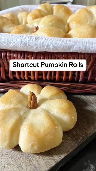 Pumpkin Shaped Rolls, Rhodes Bread Dough Recipes, Rhodes Rolls Recipes, Rhodes Bread Dough, Roll Dough Recipe, Rhodes Dinner Rolls, Rhodes Rolls, Thanksgiving Rolls, Fun Holiday Food