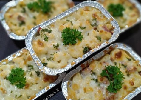 Resep Macaroni Schotel Panggang oleh Mama Inna" Kitchen" - Cookpad Macaroni Schotel Photography, Macaroni Schotel Recipe, Potato On The Grill, Potato Instant Pot, Potatoes In Crock Pot, Potato Dinners, Banana Pastry, Potato In The Oven, Potatoes In Air Fryer