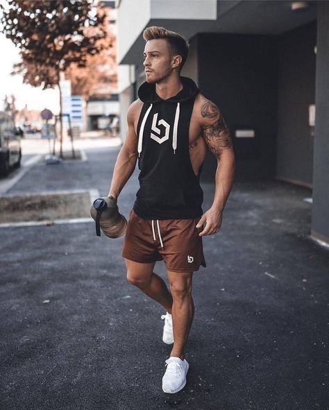 Mens Gym Outfits, Sports Wear Fashion, Gym Wear Men, Sport Clothes, Gym Outfit Men, Mens Workout Clothes, Gym Style, Mens Casual Outfits, Men Looks