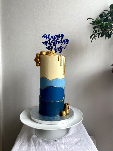 Tall Blue Cake, 4inch Cake Design, Semi Fault Line Cake, 4 Inch Cake, Fault Line Cake, Cakes Decor, Tall Cake, 40th Cake, Cafe Store