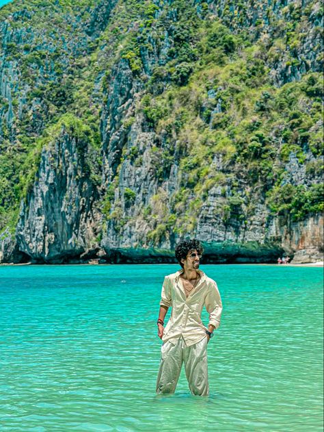 Bangkok Thailand Outfit Ideas Men, Thailand Men Outfit, Beach Outfit For Men, Beach In Thailand, Thailand Outfit, Mens Photoshoot, Maya Bay, Beach Outfit Men, Mens Photoshoot Poses