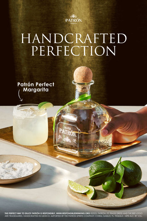 Warm nights are best savored with good friends and a deliciously simple cocktail, like a Patrón Perfect Margarita. Mix one for your guests with Patrón Silver. Pumpkin Pie Martini, Alcoholic Punch Recipes, Simple Cocktail, New York May, Perfect Margarita, Patron Tequila, Make Simple Syrup, Margarita Mix, Spicy Margarita