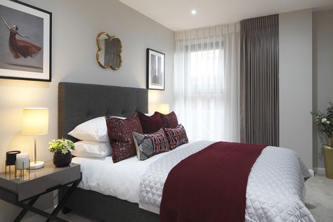 Bedroom decor. Burgundy and grey colour scheme. Bedroom Decor Burgundy, Grey And Burgundy Bedroom Ideas, Maroon And Gray Bedroom, Grey Burgundy Bedroom, Bedroom With Burgundy Accents, Bedroom Burgundy Ideas, Burgundy And Blue Bedroom Ideas, Burgundy And Gray Bedroom, Grey And Maroon Bedroom