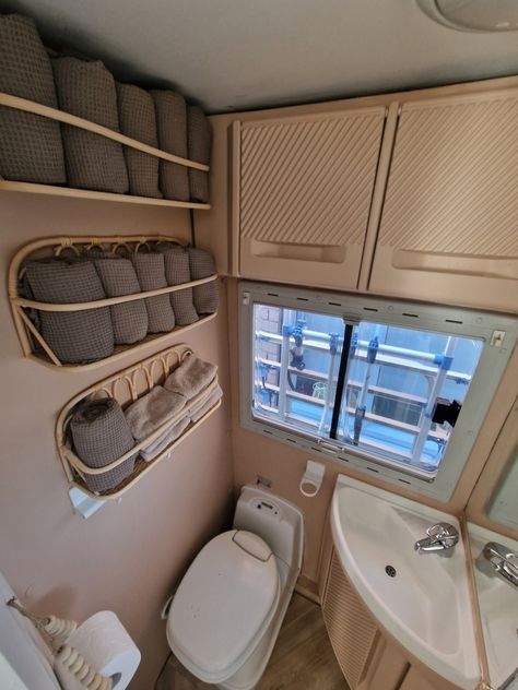 Small Caravan Bathroom Ideas, Caravan Bathroom Ideas, Small Caravan Bathroom, Caravan Toilet, Campervan Interior With Bathroom, Diy Caravan Shower Ideas, Minivan Organization, Caravan Vintage, Truck House