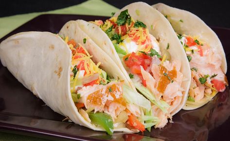 Honey Smoked Salmon, Tacos With Guacamole, Taco Dinner Recipes, Salmon Fish Tacos, Tacos Dinner, Salmon Tacos Recipe, Pizza Taco, Smoked Salmon And Eggs, Taco Pasta Salad