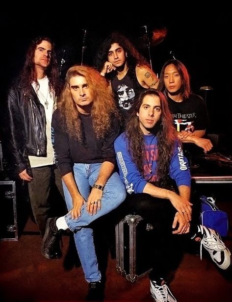 Dream Theater* : Kevin Moore, James LaBrie, Mike Portnoy, John Petrucci, John Myung.   https://www.pinterest.jp/tchovy/john-petrucci/ Dream Theatre Band, John Myung Dream Theater, John Myung, Dream Theater Band, Stone Gossard And Mike Mccready, James Labrie, Of Mice And Men Band, Mike Portnoy, Swag Poses