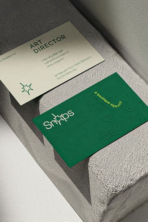 Creative Agency Business Card Design, Clothing Brand Card Design, Creative Studio Business Card, Smart Business Card Design, Business Card Design Corporate, Bussines Card Designer, Ux Designer Business Card, Personal Branding Business Card, Business Card Design Graphic Designer