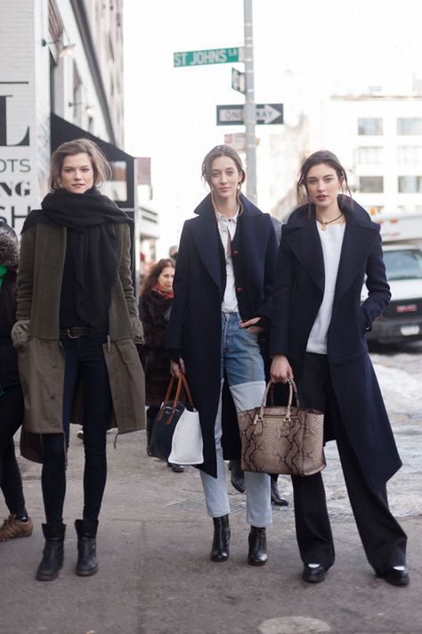 Models Off Duty, Off Duty, Walking, Models