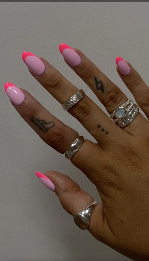 Trendy Vacation Nails, Miami Nails Ideas, Chic Summer Nails, Baby Boomer Nails, Almond Nails Designs Summer, Pink Wedding Nails, Baby Boomers Nails, Cute Summer Nail Designs, April Nails