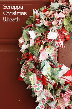 ScrappyWreath Rag Wreath Tutorial, Fabric Christmas Decorations, Handmade Christmas Wreaths, Christmas Fabric Crafts, Christmas Wreaths Diy Easy, Fabric Wreath, Christmas Ornament Wreath, Rag Wreath, Christmas Wreaths To Make