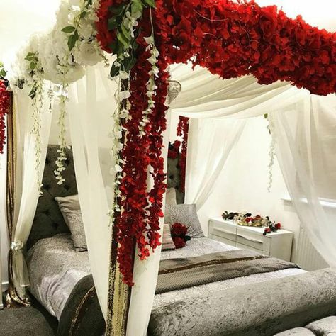 Serenity Decor - Muslim Wedding Directory Wedding Night Room, Newlywed Bedroom, Valentine Bedroom Decor, Bridal Room Decor, Wedding Night Room Decorations, Asian Wedding Decor, Mexican Wedding Ideas, Night Room, Romantic Room Decoration