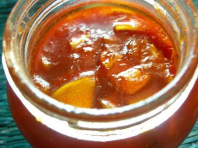 Lemon Pickle Recipe, Preserved Lemons Recipes, Indian Pickles, Sweet And Sour Recipes, Hot Pickles, Goan Food, Upma Recipe, Lemon Pickle, Lime Pickles