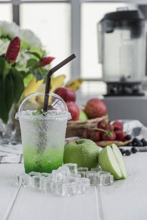 Green Apple Recipes, Squash Drink, Soda Ads, Apple Water, Apple Drinks, Best Burger Recipe, Soda Drink, Italian Soda, Soda Drinks