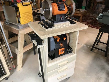 Sharpening station Bench Grinder Stand, Sharpening Station, Build Your Own Garage, Best Random Orbital Sander, Grinder Stand, Best Circular Saw, Best Jigsaw, Double Bunk Beds, Diy Garden Trellis