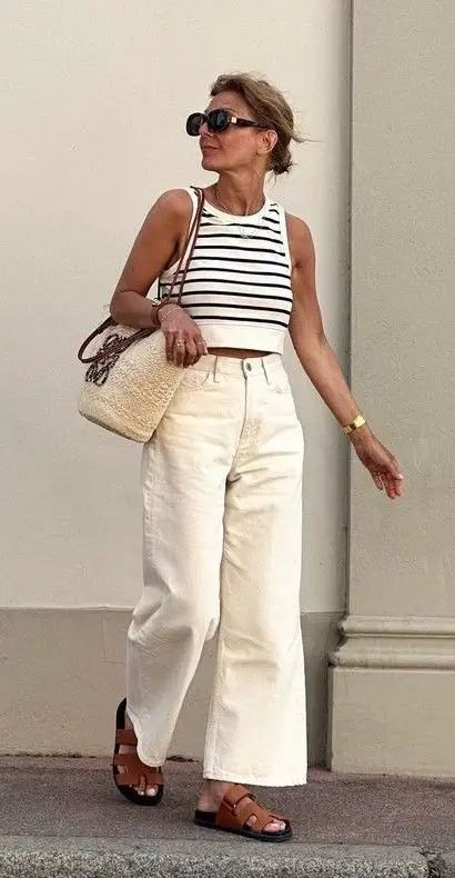 Mode Ab 50, How To Look Expensive, Chic Summer Outfits, Style Casual Chic, Italy Outfits, Looks Street Style, Travel Outfits, Spring Summer 2024, Summer Fashion Outfits