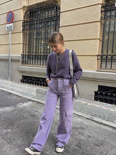 Purple Pants Outfit, Winter Pants Outfit, Trendy Fits, Soft Autumn, Neutral Outfit, Colourful Outfits, Outfits Casuales, Casual Fits, Everyday Outfits