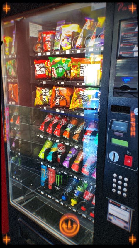 Arcade Wallpaper Aesthetic, Vending Machine Photography, Vending Machine Business Aesthetic, Vending Machines Aesthetic, Japan Vending Machine Aesthetic, Vending Machine Wallpaper, Arcade Machine Aesthetic, Aesthetic Vending Machine, Vending Machine Aesthetic