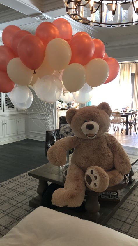 Baby shower decor Balloons Aesthetic, Bear Holding Balloons, Baby Shoer, Teddy Bear With Balloons, Shower Aesthetic, Bear With Balloons, Holding Balloons, Classy Baby Shower, Big Teddy