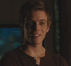 Luke Castellan (THATS COD IN THE BACKGROUND! XD) Artemis Percy Jackson, Percy Jackson Luke, Daughter Of Artemis, Adam Winchester, Adam Milligan, Percy Jackson Lightning Thief, Jake Abel, Percy Jackson Movie, Champagne Supernova