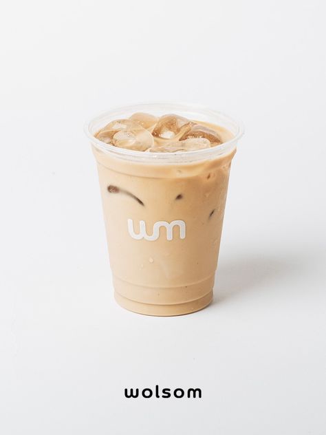 Minimalist coffee shop product photography Iced Coffee Branding, Iced Coffee Photography, Coffee Product Photography, Pudding Packaging, Coffee Shoot, Coffee Commercial, Coffee Product, Small Coffee Shop, Iced Coffee Drinks