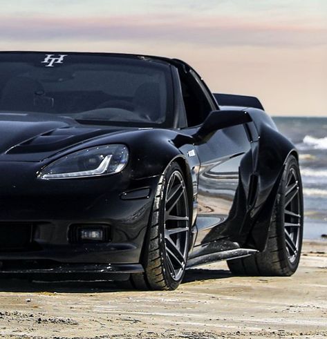 Widebody Corvette, 2006 Corvette, Black Corvette, C6 Corvette, Modern Muscle Cars, Luxury Cars Rolls Royce, Corvette C6, Old Muscle Cars, Super Fast Cars