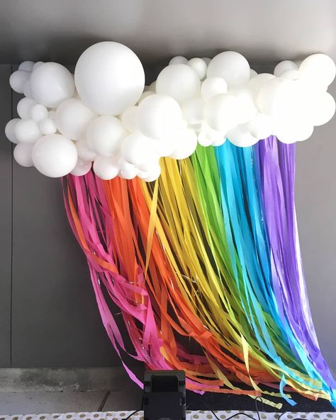 Rainbow Party Decorations, Streamer Backdrop, Trolls Birthday Party, Troll Party, Rainbow Birthday Party, Rainbow Birthday, Diy Party Decorations, Unicorn Party, Unicorn Birthday