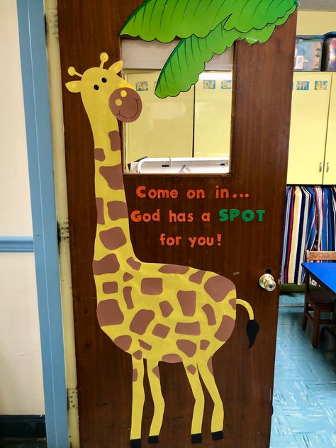 Zoo Door Decorations Classroom, Giraffe Bulletin Board Ideas, Jungle Theme Door Decorations, Zoo Themed Classroom Door, Giraffe Door Decoration, Welcome To The Jungle Door Theme, Jungle Door, Jungle Theme Classroom Decorations, Welcome Bulletin Boards