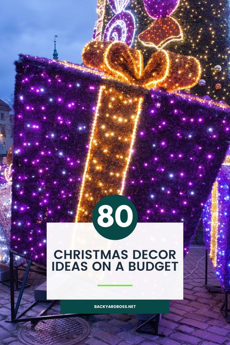 You can create a fun and festive holiday display without breaking the bank with these 80 cheap and easy outdoor Christmas décor ideas. Large Outside Christmas Decorations, Cheap Christmas Outdoor Decor, Unique Outdoor Christmas Decor, Cheap And Easy Outdoor Christmas Decor, Diy Christmas Light Display, Diy Outdoor Presents, Easy Christmas Yard Decorations, Diy Outdoor Holiday Decorations, Diy Outdoor Present Decoration