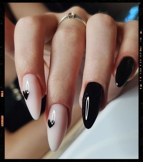 Black Almond Nails, Vday Nails, Black Acrylic Nails, Almond Nails Designs, Heart Nails, Hair Skin Nails, Dream Nails, Chic Nails, Short Acrylic Nails