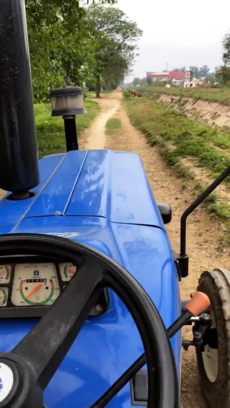 Tractor Driving Snapchat, Tractor Snapchat, Punjab Tractor, Tractor Snap, Travelling Status, Tractor Photography, Boys Attitude Pics Hd, Tractor Photos, Mustang Wallpaper