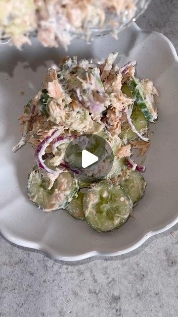 Cucumber Smoked Salmon Salad, Garlic Herb Cream Cheese, Viral Cucumber, Herb Cream Cheese, Smoked Salmon Salad, Salmon Cream Cheese, Everything Bagel Seasoning, Seasoning Salt, Bagel Seasoning