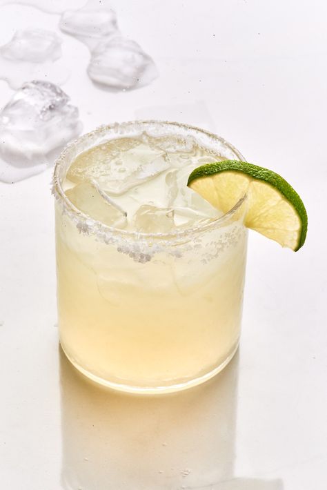 Margarita Recipe Without Triple Sec Margarita Recipes Without Triple Sec, Margarita Without Triple Sec, Simple Margarita Recipes, Margarita Simple Syrup, Basic Guacamole Recipe, Easy Margarita Recipes, Lavender Lemon Drop, Fall Chex Mix Recipes, Simple Margarita