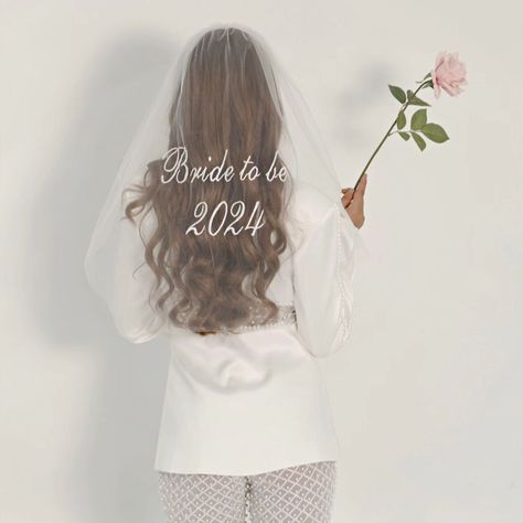 2024 Bride to be Veil embroided for your luxurious bridal party #bride#bridalshower#bridetobe#whitedress#pink# 2024 Bride, Proposal Box, Bridesmaid Proposal Box, Bride To Be, Bridesmaid Proposal, Bridal Party, Veil, Bridal Shower, White Dress